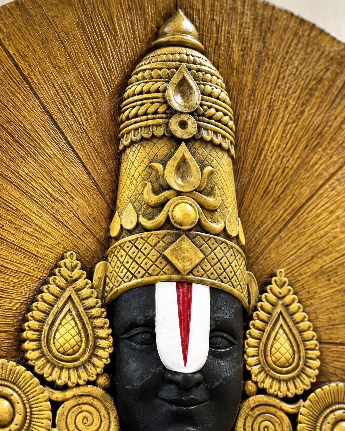 Lord Venkateswara Circular 3D Wall Relief - Image 2