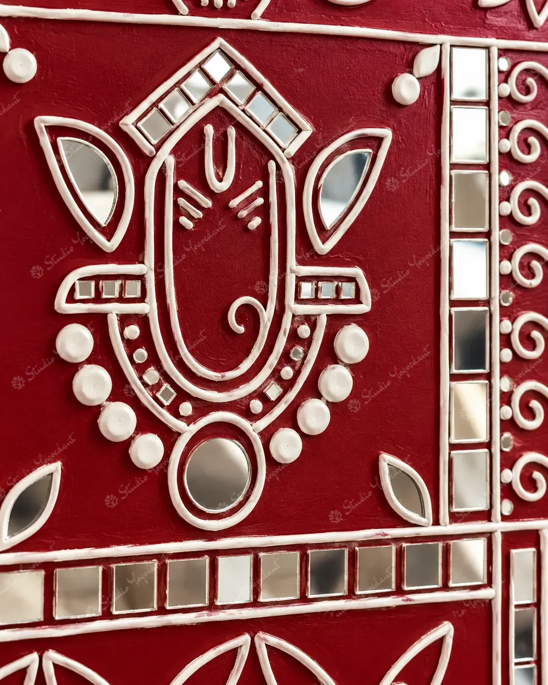 Red Lippan Ganesha Mirror Wall Art - Image 2